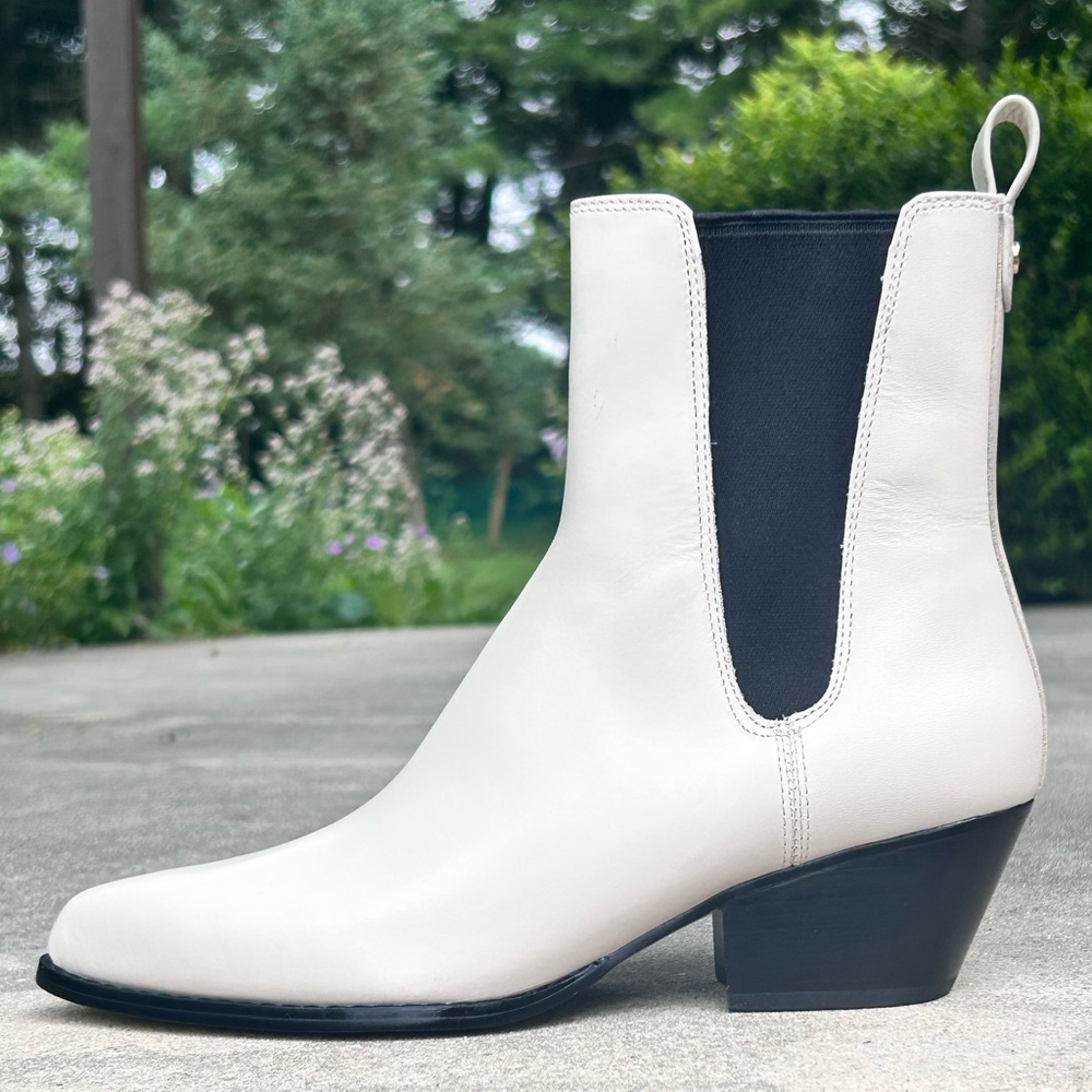 New Michael Kors Elegant Kinlee Leather Ankle Boots